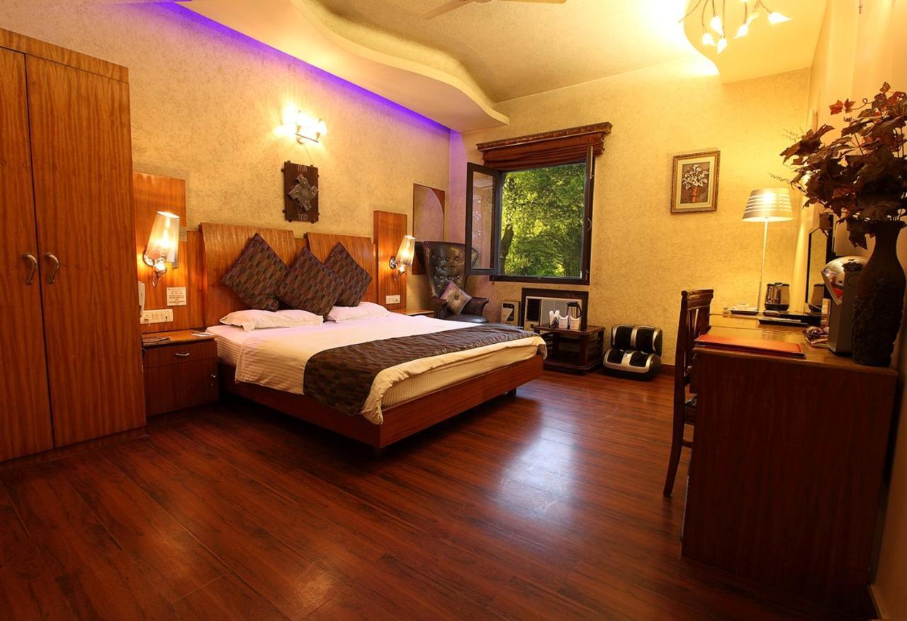 Hotel Royal Castle Grand Nowe Delhi Zewnętrze zdjęcie
