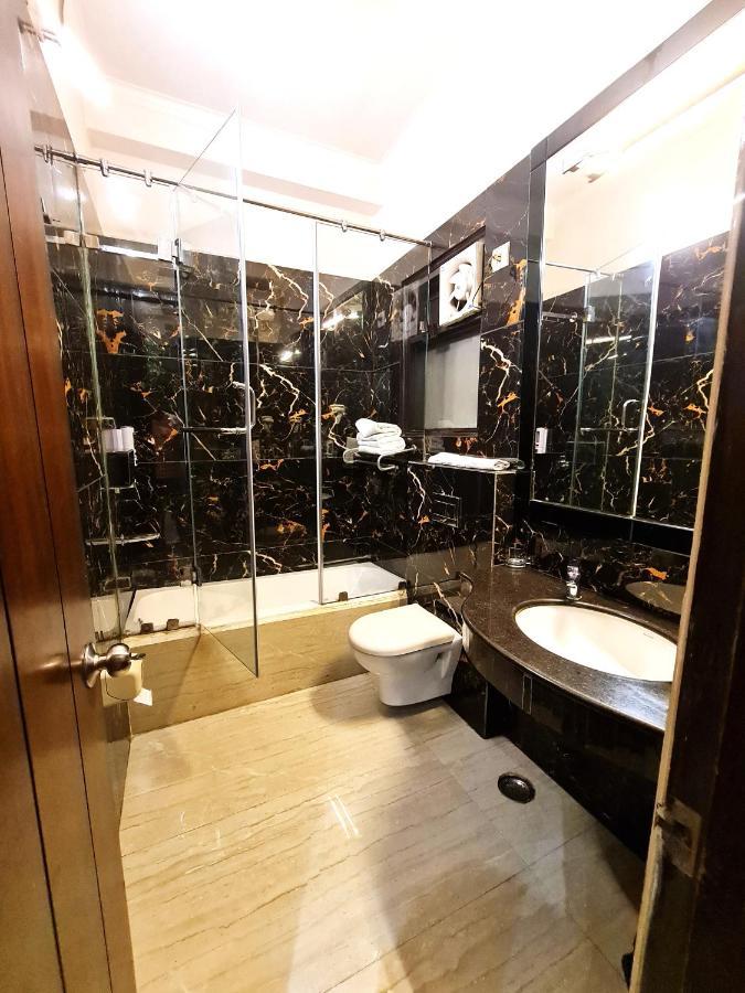 Hotel Royal Castle Grand Nowe Delhi Zewnętrze zdjęcie