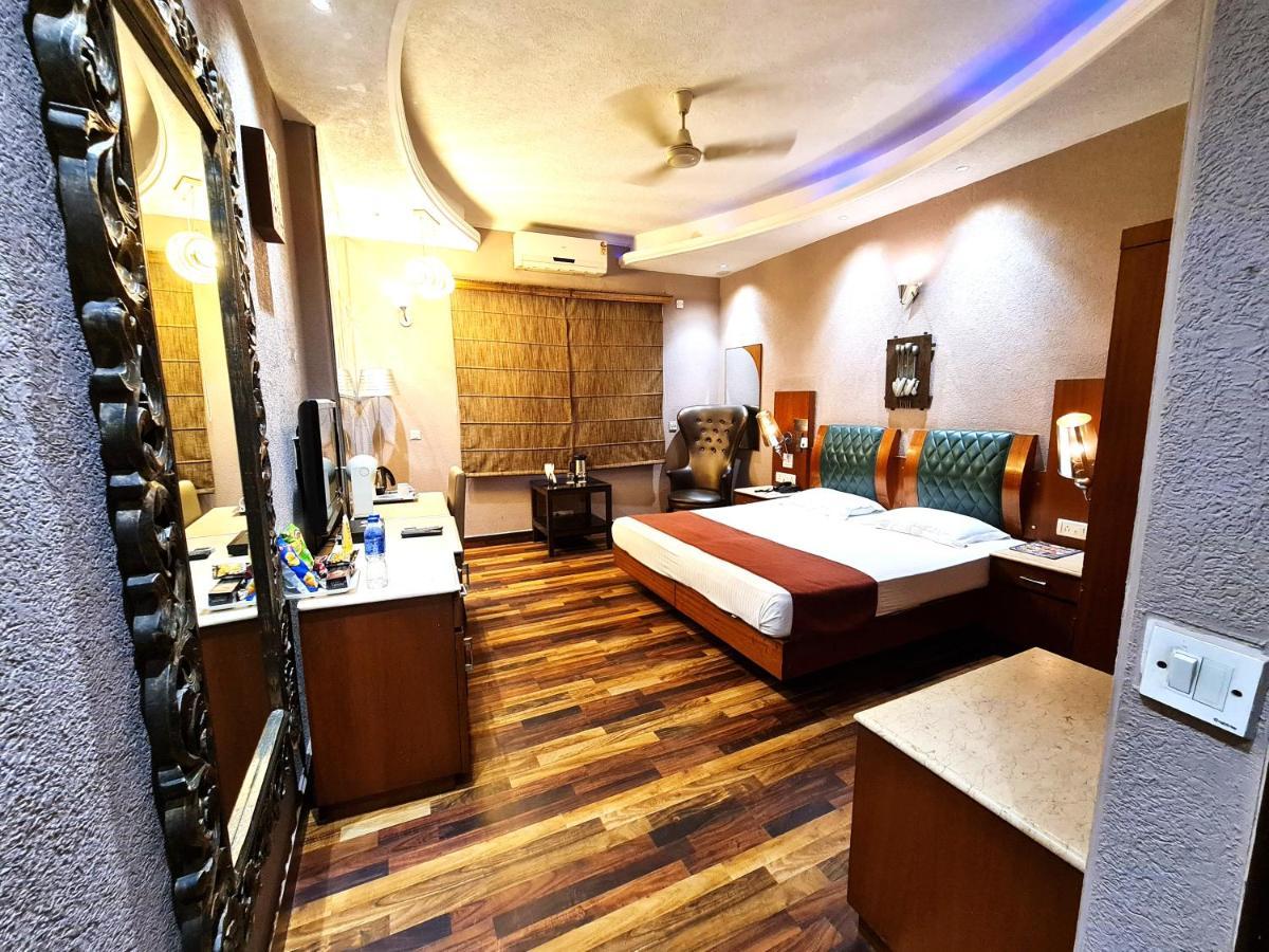 Hotel Royal Castle Grand Nowe Delhi Zewnętrze zdjęcie